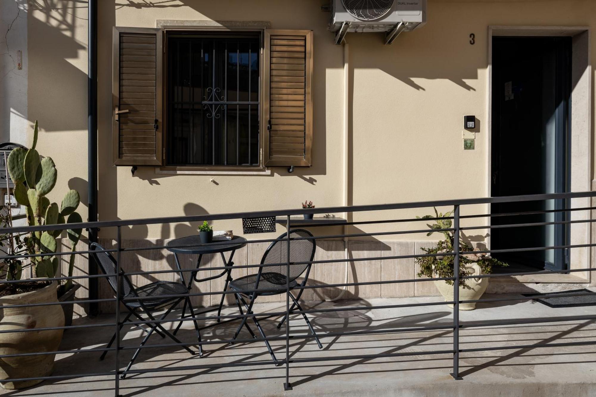 Dea'S Rooms Noto Buitenkant foto
